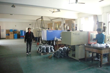 Ningbo Baoda Developing Co.,Ltd. linha de produção da fábrica